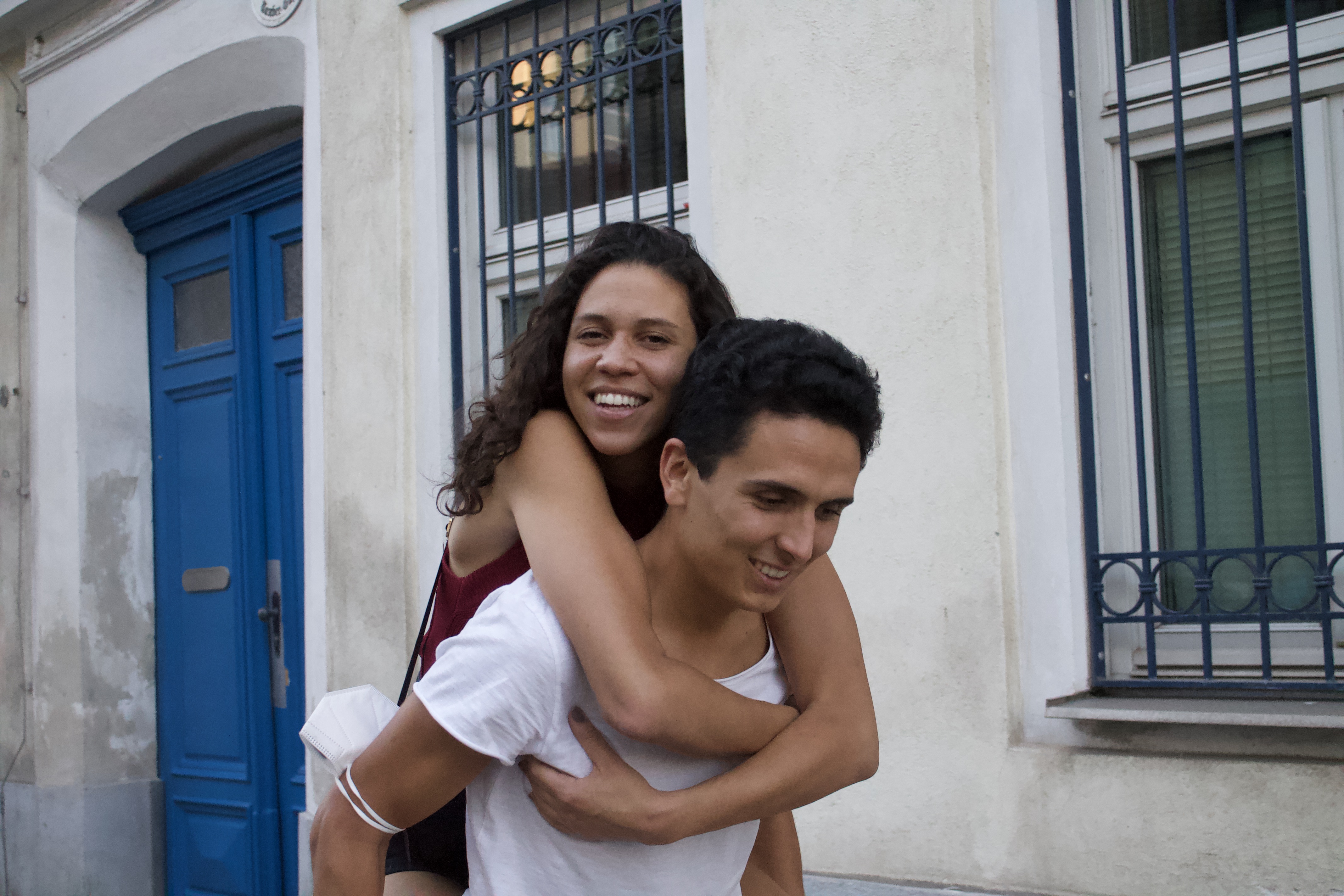 Vienna Piggyback